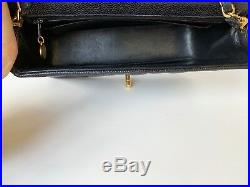 Auth Chanel CAVIAR Diana Black Classic Flap Bag 24k gold hardware