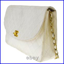 Authentic CHANEL CC Logo Chain Shoulder Bag Leather White Gold Vintage 50LA941