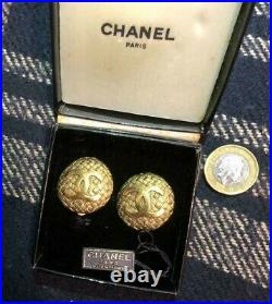Authentic Chanel Earrings Classic CC Clip On 90s Vintage Gold Plated, Box & Tag