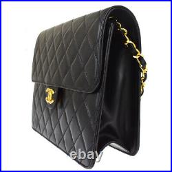 CHANEL CC Logo Matelasse Chain Shoulder Bag Leather Black Gold Vintage 607MK261
