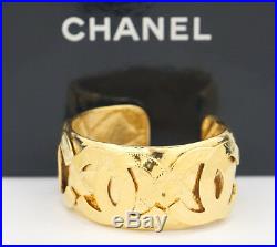 CHANEL CC Logos Cuff Bracelet Gold tone 94P Bangle withBOX #2509