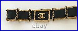 Chanel BLACK leather /GOLD belt. Vintage