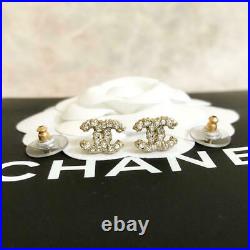 Chanel mini Earrings CC Logo light Gold Rhinestone wave edge 0613