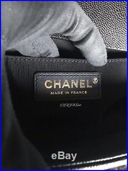 NWT CHANEL Black Caviar MEDIUM Boy Bag GOLD 2018 Crossbody NEW RARE CLASSIC FLAP
