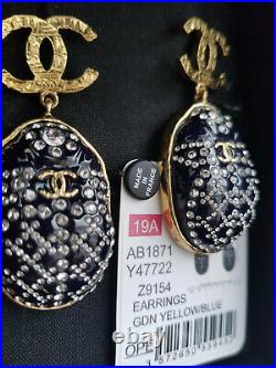 NWT CHANEL PRE-FALL 19A Scarab Blue/Gold Earrings
