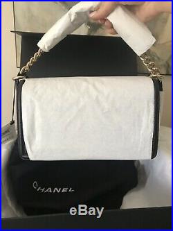 NWT Chanel Medium Chevron Boy Bag Black Caviar
