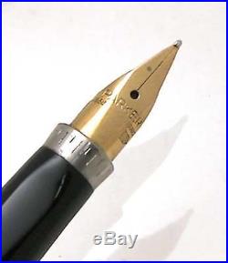 PARKER 75 Thuya Laque Gold Trim Fountain Pen Medium Nib Made in France