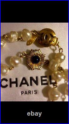 Vintage 1984 CHANEL NECKLACE Gripoix Pearls with Gold & Sapphires